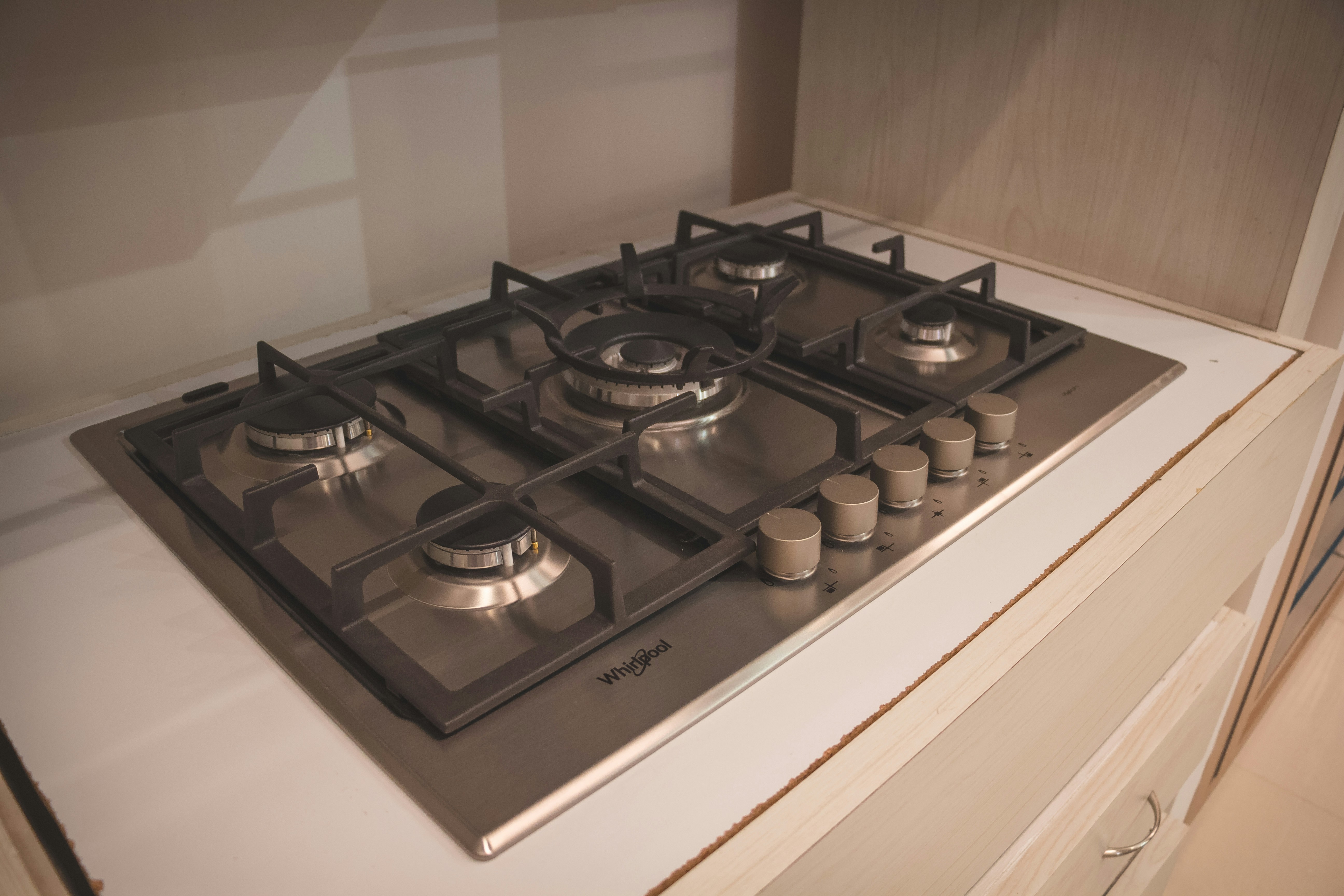 A cooktop in Edmond that the specialists at Adam's can repair